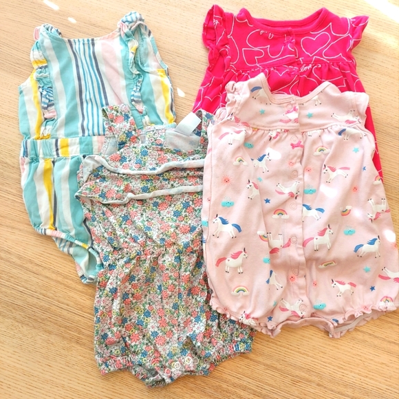 Baby Girl Carter's Romper Set - Picture 1 of 15